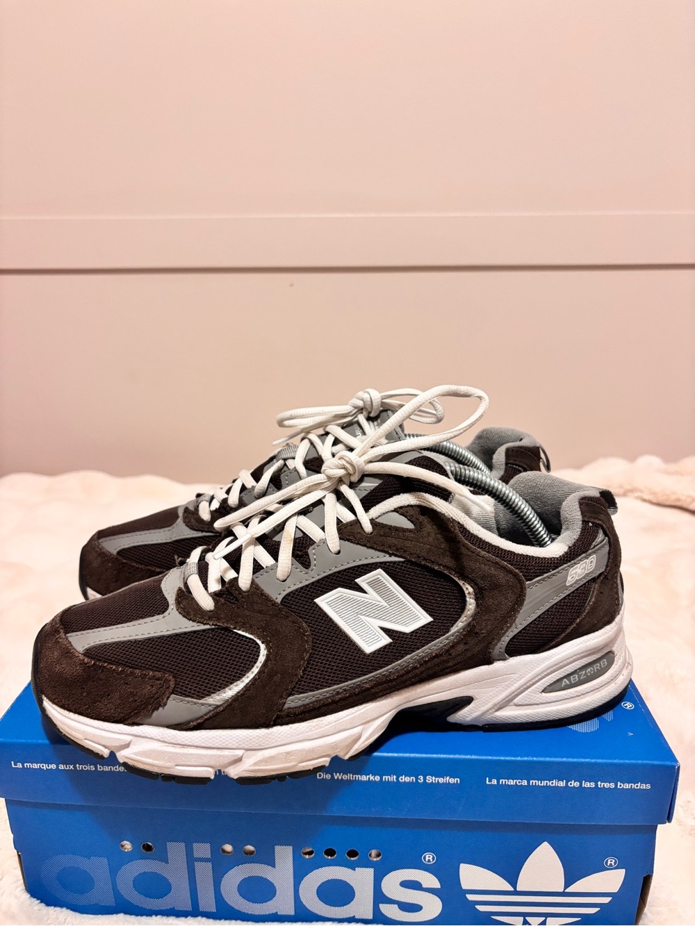 New Balance Brown/Gray/White 580 Men's Sneakers - Picture 2 of 9